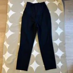 ユニクロ　マタニティ　スマートアンクルパンツ