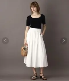 DRESSTERIOR フクレジャカード切り替えボリュームスカート　サイズ38のサムネイル