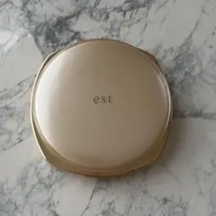 est エスト プレストパウダー ナチュラルベージュのサムネイル