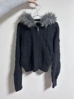 蝶♡様専用BLACKUP ファーフード付きケーブルニットパーカー