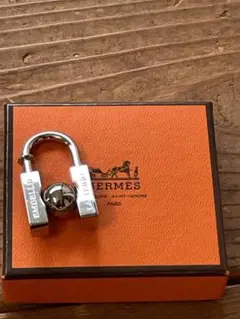 HERMES エルメス カデナ No.50 50番 鍵付き - メルカリ