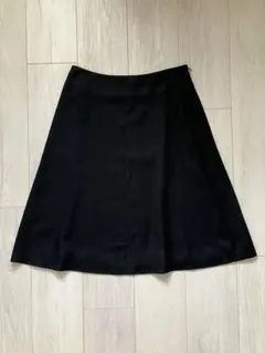 ブラック ひざ丈スカートのサムネイル