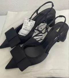 ZARA リボン付きスリングバックパンプス ブラックのサムネイル