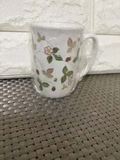 【美品】ウェッジウッド ワイルドストロベリー マグカップ