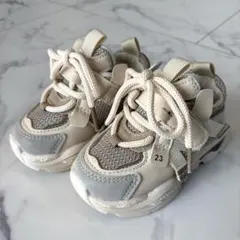 ベビー　スニーカー　靴　シューズ　ベージュ　キッズ　子供　13センチ