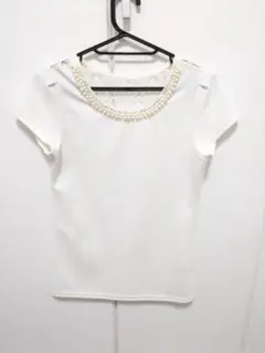 CECILMcBeeパール装飾 ホワイト 半袖 Mサイズ