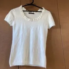 ine ホワイト フリル付き アンゴラ半袖ニット