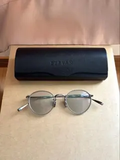 アイヴァン メガネ