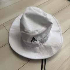 adidas ホワイト バケットハット