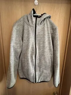 UNIQLO フード付きグレー パーカー S