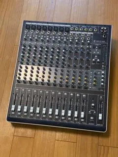 MACKIE マッキー CR1604 アナログミキサー 16CH 初期型 USA - メルカリ