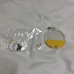 TRUZ シャカシャカアクリルチャーム　ヨチ