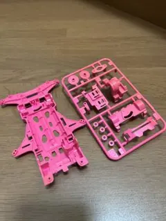 ✴︎未実走✴︎ タミヤ ミニ四駆 フレキ加工済みMSシャーシ(蛍光ピンク