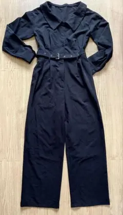 黒の襟付きオールインワン　新品