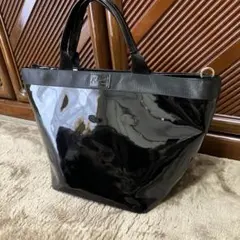 定価2.3万　kitamura エナメルバッグのサムネイル