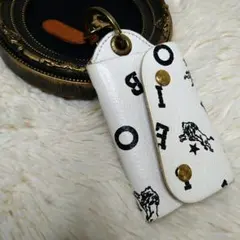 【イルビゾンテ】 IL BISONTE キーケース 2023日本限定