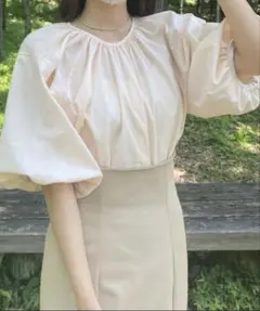 JUNOAH パフスリーブ ブラウス 半袖 アイボリー M