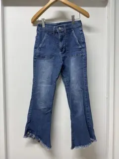 フリンジ裾 ブーツカットデニム