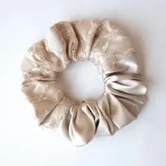 Item thumbnail for item 6e66f3fe-2657-4a5c-a1e6-76bae39bd0aa