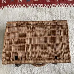 アンティーク　ラタン製収納ボックス 蓋付き