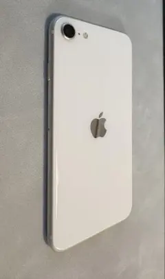 Apple iPhone SE 3 本体 64ギガ - メルカリ