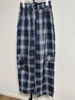 【美品】チェック柄カーゴパンツ、ブルー、Mサイズ