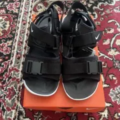 NIKE WMNS CANYON SANDAL ブラック 25cmのサムネイル