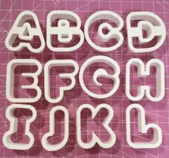 アルファベットクッキー型 A~Z 26個セット - メルカリ