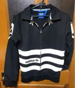 アディダスオリジナルス　ジャージ　XS ブラック
