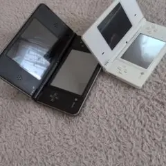 任天堂 DSi LL & DSi 本体 2台セット 説明欄必読