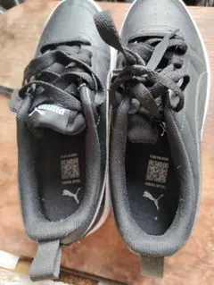 中古。プーマ。大人用。リッキー。Amazon限定品。25cm、2，3回使用。