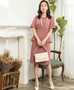 ハイウエストペプラム切替結婚式ワンピース　Ｓのサムネイル