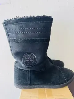 TORY BURCH トリーバーチ ムートンブーツ ブラック ロゴのサムネイル