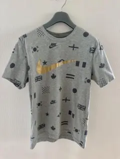 美品　NIKE The Nike Tee 国旗 総柄 Tシャツ S グレー 完売