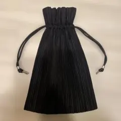 2026年最新】ISSEY MIYAKE カラー：ブラック系 レディース ポーチの