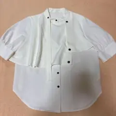 極美品】 UNITEDTOKYO スモッキングスリーブ ブラウス ベージュ - メルカリ