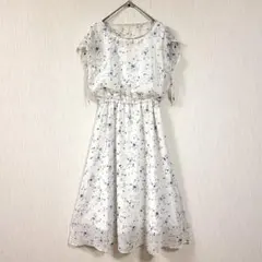 【美品】ビーラディエンス 花柄 シフォン ワンピース F 白 青のサムネイル
