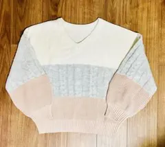 新品✨美品✨Vネック ケーブル編みニット Mサイズ(°▽°) 15