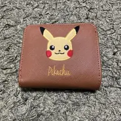 ポケットモンスター ピカチュウ 二つ折り財布