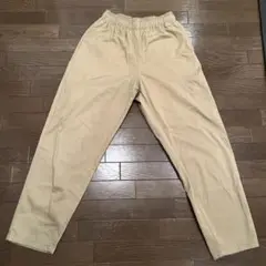 ベージュ パンツ 150 UNIQLO