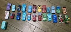 トミカ　カーズ　25台まとめ売り
