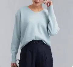 【みーたんさま専用】グリーンレーベルリラクシング Vネックニット ライトブルー