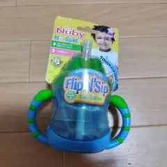 Nuby 240ml ベビー用マグのサムネイル