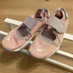 hii様専用　NIKE エアリフト キッズ　ナイキ　リトルリフト　22 サンダル