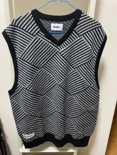 Item thumbnail for item feef780f-9f4e-4ae9-9a6d-ccd2d4c3b5f1