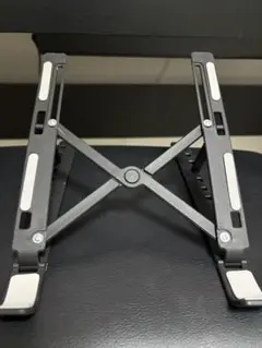 Item thumbnail for item dfb4f7c4-8fd6-4b3a-8b8b-cb1413b4353a