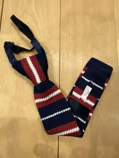 ハッカキッズ　ネイビー ネクタイ