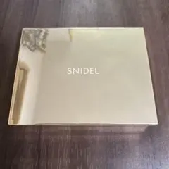SNIDEL BEAUTYフェイス スタイリスト 01 Iconic Beige