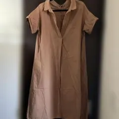 ベージュ シャツワンピース 半袖 前開き