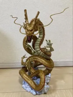 ドラゴンボール　神龍　フィギュア　黄金